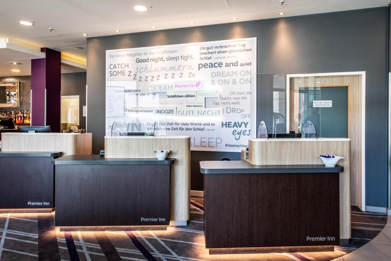 Premier Inn Koeln City Sued Exterior foto